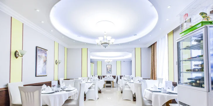 Ta je příjemným místem pro romantickou schůzku i přátelské posezení.