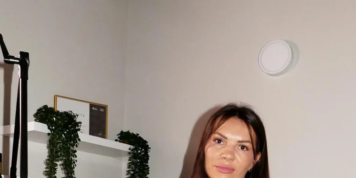Parametry přístroje se upraví přesně vašemu typu pokožky i chloupků. 