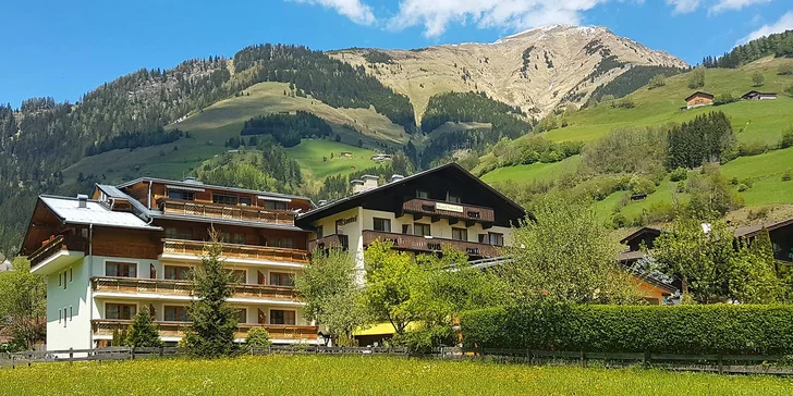 Dovolenka v rakúskych Alpách: 3* hotel s all inclusive light a wellness, 2 deti zdarma