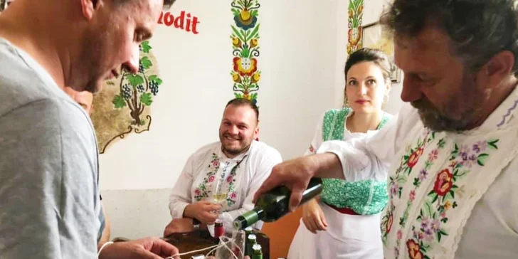 Vy máte v ceně volnou degustaci vín. 