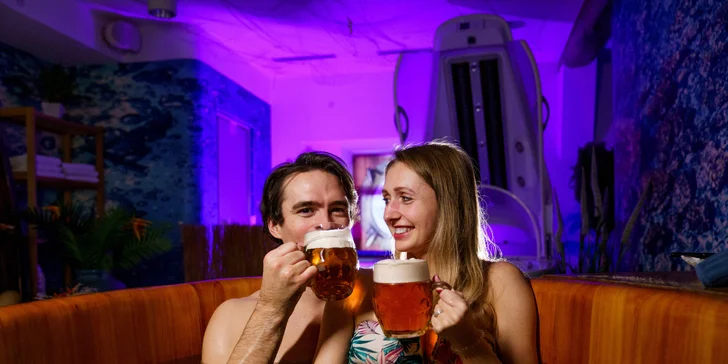 Takhle vypadá vydatná minerální koupel s řasou.