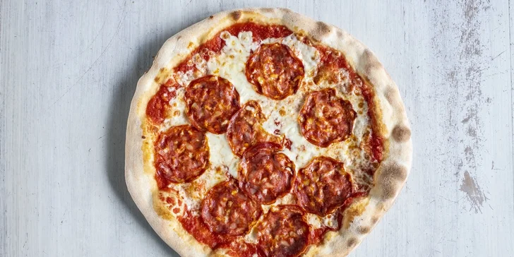 Objednat si můžete 1–5 pizz, každá bude mít průměr 35 cm.