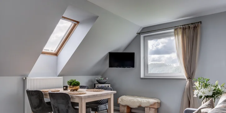 Vychutnejte si snídani u krásného stolu. Ranní okamžiky jsou tou nejlepší chvílí pro začátek dne (na fotce apartmá Lounge).