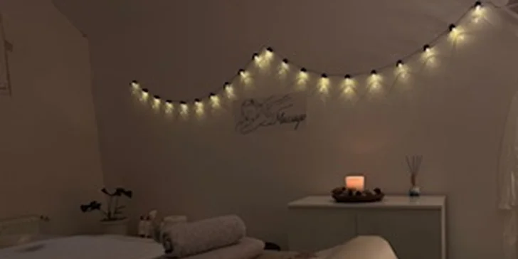 Na výběr máte například klasickou či relaxační masáž zad a šíje.