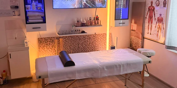 Vyberete si variantu přesně podle svých potřeb, od krátké masáže břicha a hrudníku až po relaxační rituál pro celé tělo, při kterém zapomenete na svět kolem.