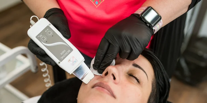 Ošetrenie ultrazvukom v Kozmetickom salóne Beauty