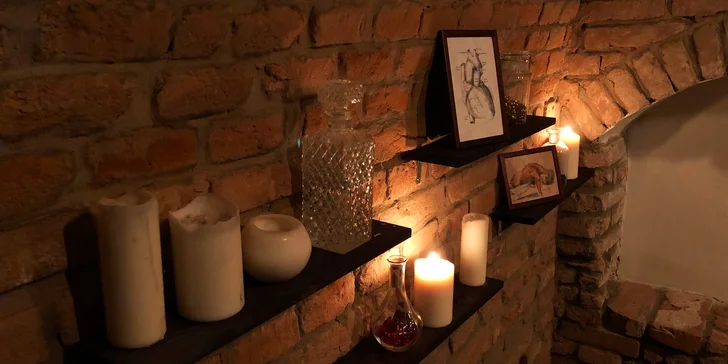 Hra kombinuje týmovou zábavu, napětí, adrenalin a příjemně tajemný příběh.