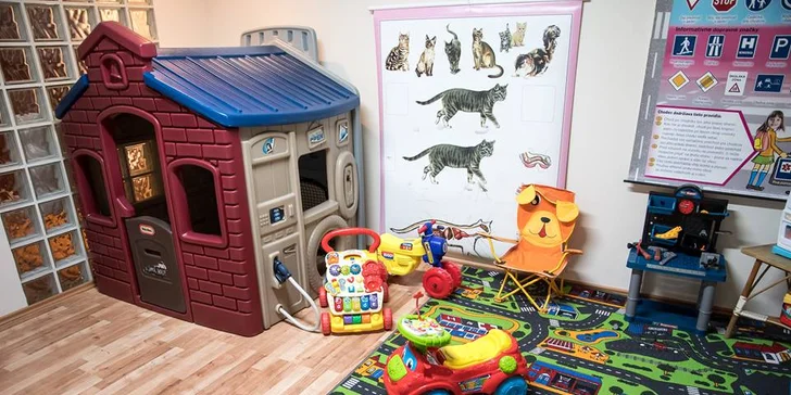 Pro děti tu mají připravený dětský koutek.