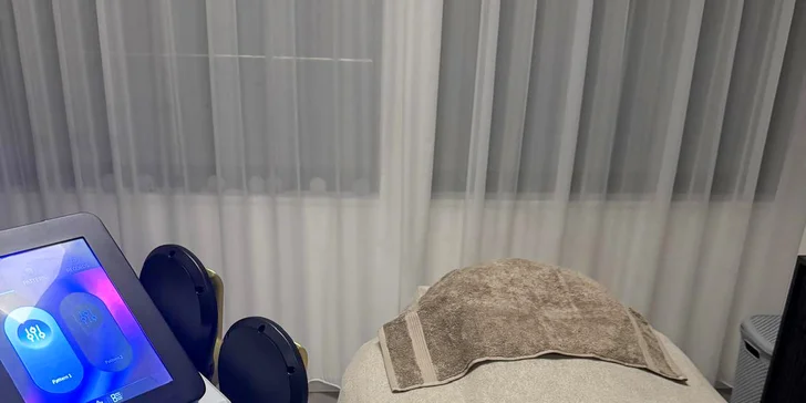 Tato 60min. masáž rozproudí lymfatický systém, zlepší cirkulaci krve, pomáhá zbavit se celulitidy a formuje kontury těla.