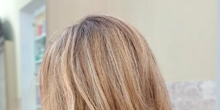 Součástí je vždy i mytí, foukaná a finální styling. 