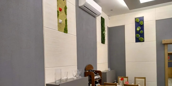 Po skvostné večeři si jako správný baron můžete jít obhlédnout své panství. Restaurace je v centru Karviné – k zámku Fryštát je to opravdu kousek. 