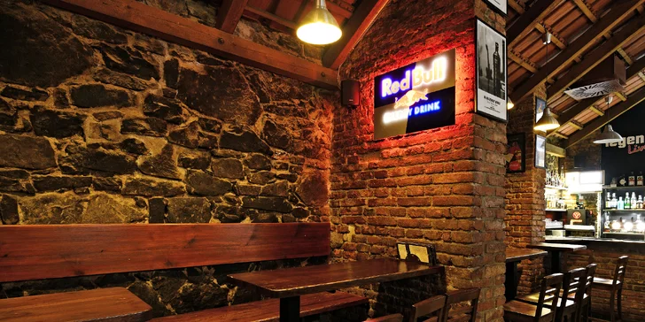 Legenda Live! Bar je příjemné místo jen pár minut pěšky od I. P. Pavlova.