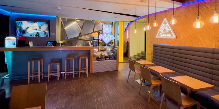 V ulici Spálená, jen pár kroků od zastávky Národní třída, se nachází MVP Chill & Gaming space.