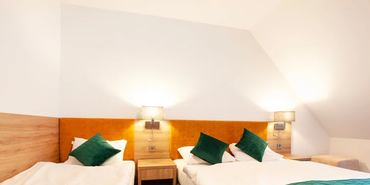 Zabydlíte se v komfortních pokojích či apartmánu.