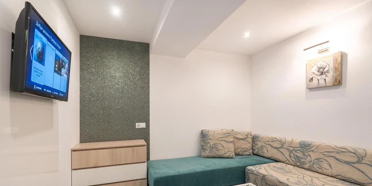  Každý nabízí kombinaci jemných barev a kvalitních materiálů a kompletní vybavení.