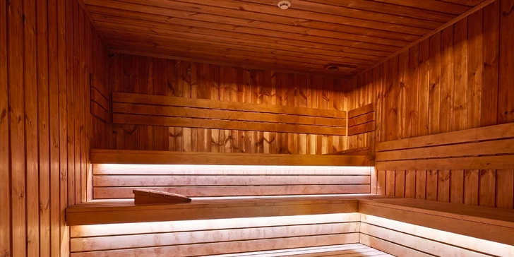 Pokud zvolíte variantu s wellness, čeká vás neomezený vstup do wellness & aquacentra Slunce.