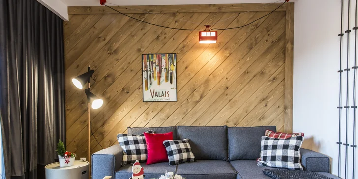 Pobyt je bez stravy, ale dá se doobjednat snídaně s donáškou do apartmánu (na fotce Sniezynka).