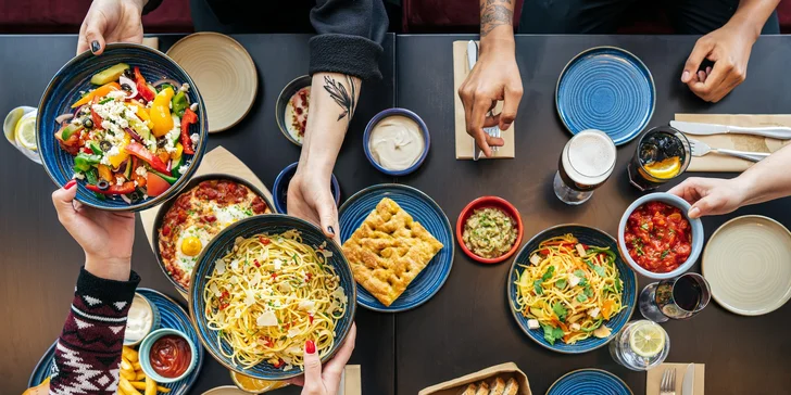 Na oběd či večeři si můžete skočit do hotelové restaurace Formanka.