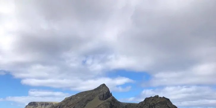 Ostrov Porto Santo leží jen kousek od Madeiry a je učiněným rájem na Zemi. 