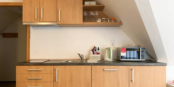 Využívat můžete společnou kuchyňku. 
