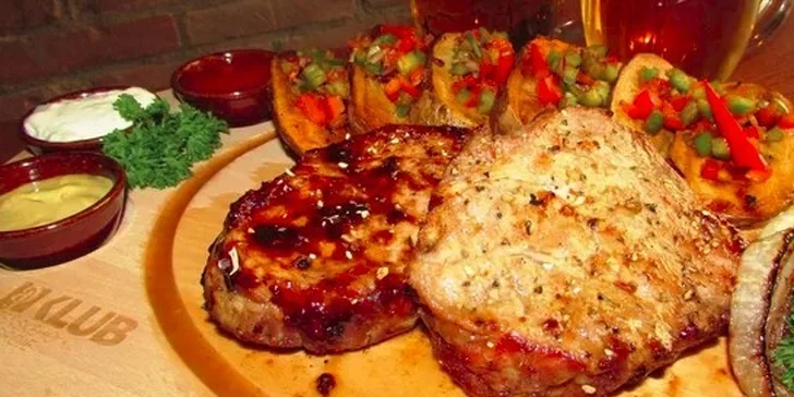 2x 300g maxisteak s přílohou pro dvě osoby