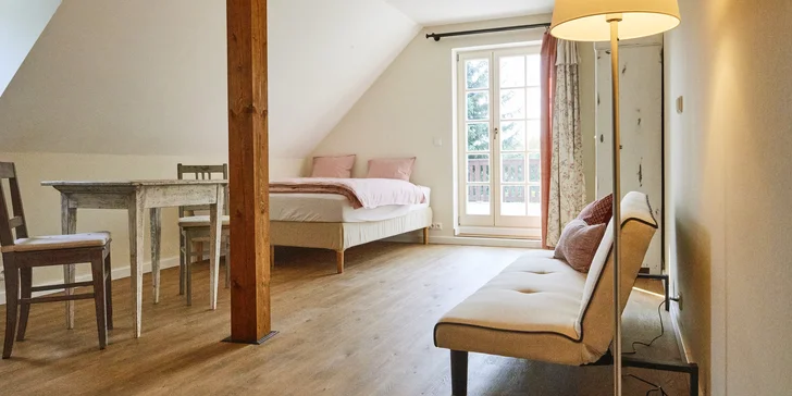 K dispozici vám tu bude ubytování pro 2–7 osob (apartmán č. 4).