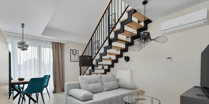 Celkem se do apartmánu vejde pět osob.

