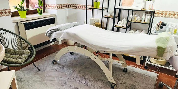 Salon se nachází v klidném jihočeském Řípci, kde můžete nerušeně relaxovat.