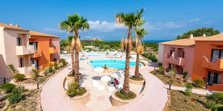Dovolená na Sardinii: 4* hotel Red Sun Village, all inclusive, bazén i letenky