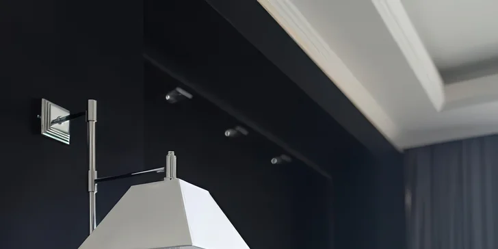 Vybírat můžete z kategorií Superior či velkorysých studií, která díky velkoformátovým proskleným plochám plynule přecházejí v prostorné balkony. 