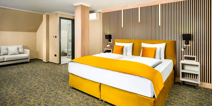 Ubytovaní budete v čistých a moderných izbách typu Standard, Superior či Deluxe alebo v priestranných apartmánoch.