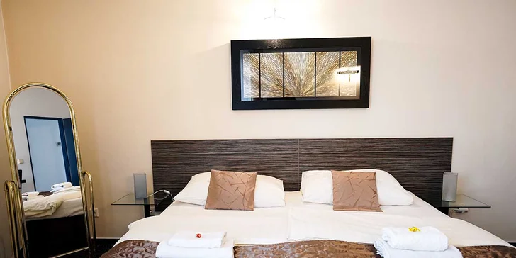 Pokoje září čistotou. (Apartmán)