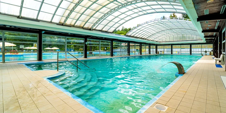 Do hotelového wellness máte volný vstup. Je tu termální bazén, jacuzzi, finská sauna a parní sauna. 
