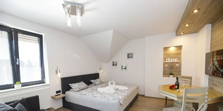 Love Room 006.