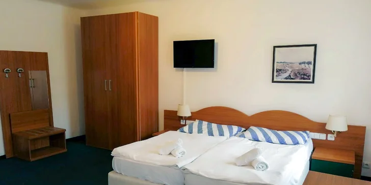 V hotelu Alfonska na vás čekají útulné pokoje pro 2 až 4 osoby.