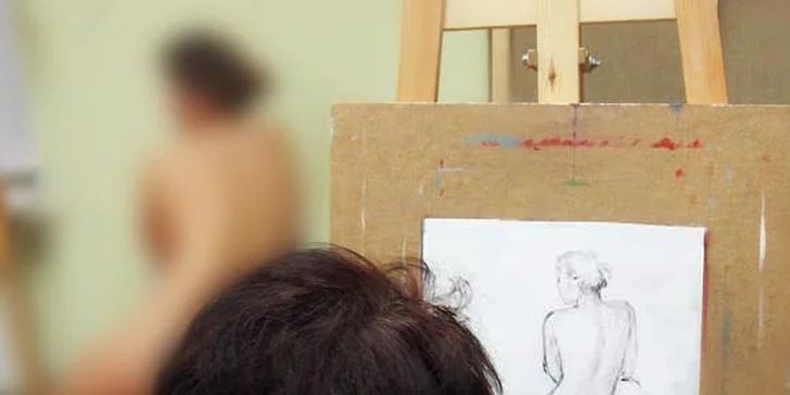 Vybrat si můžete abstraktní malbu, figurální kresbu a portrét i olejomalbu pro začátečníky.