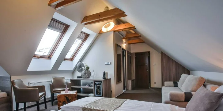 Pro rodiny s dětmi nebo menší skupiny je v nabídce Trojka, prostorné čtyřlůžkové apartmá.