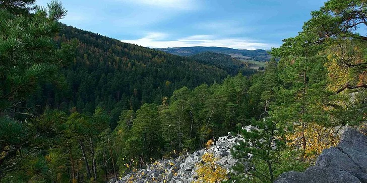 Obdivovat tu můžete třeba Čertovu stěnu. 