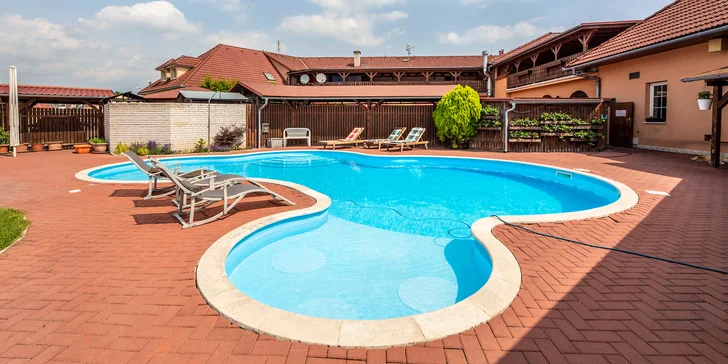 Pobyt blízko Olomouce: hotel s polopenzí, bazénem i zábavou pro děti