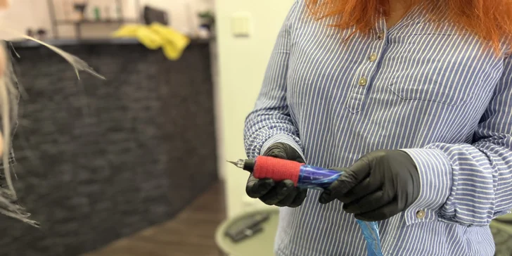 Následovat bude příprava předlohy na umělou kůži (motiv si překreslíte a nanesete).
