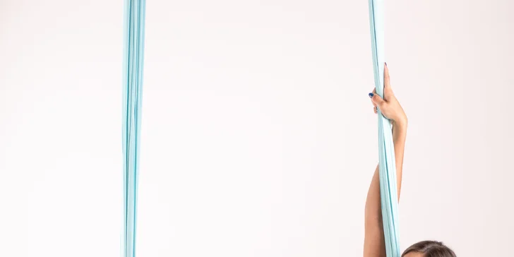 Nezáleží na vašem věku, pohlaví ani předchozích zkušenostech – ve Studiu Pole Dance Roudnice věří, že cvičit může každý.