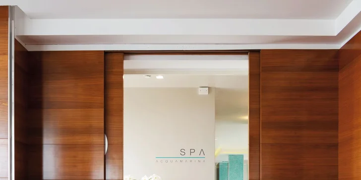 Hotel disponuje vlastním spa centrem, které je možné navštívit za příplatek.