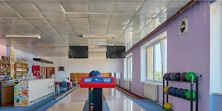 Hodina nebo dvě strávené na bowlingu změní jakýkoli nudný den v malé sportovní dobrodružství!