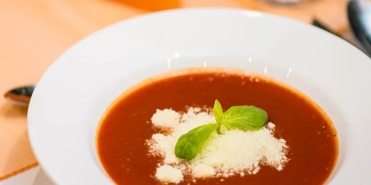 330 ml Talianska paradajková polievka s parmezánom