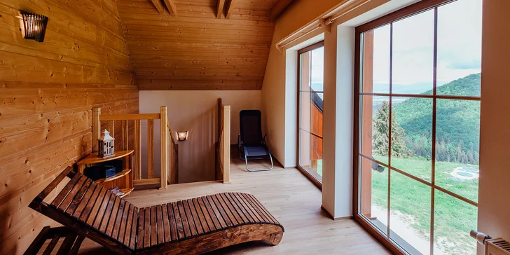 Nejenže se tu pyšní skvělou kuchyní, ale také moderním wellness centrem a multifunkčním hřištěm. 