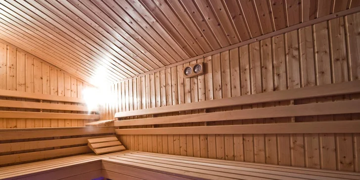 Nechybí sauna a parní lázeň.