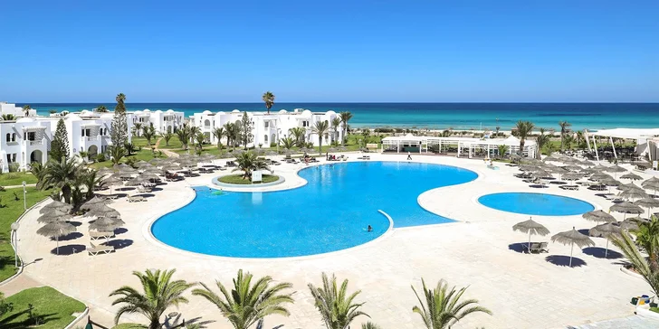 Tunisko, Djerba: letecký zájezd s all inclusive, 4* hotel u pláže, bazény i zábavní program