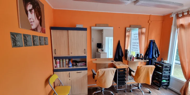 Poradí si tu se střihem na sucho, klasickým střihem vč. stylingu, případně vám tu udělají moderní účes přesně podle vašich představ.