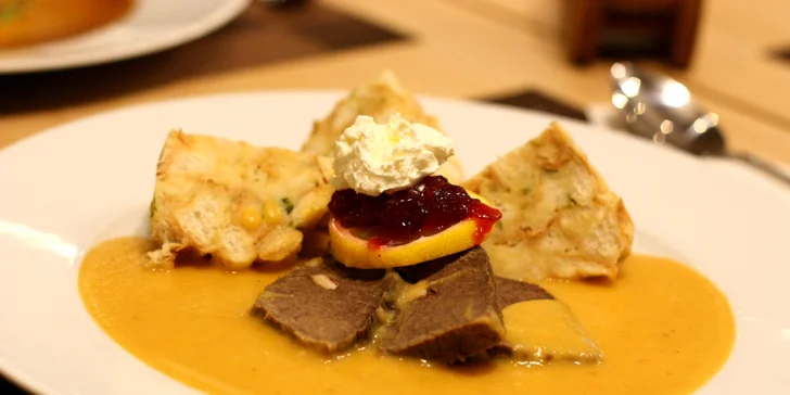 Přesně tak to dělají v ostravské restauraci Hapečko, kam si můžete zaskočit třeba na víkendový oběd nebo skvělou večeři přes týden.