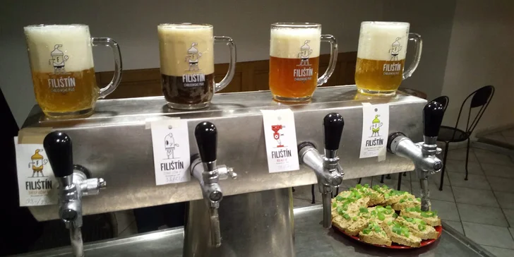 Vyberete si z nabídky, která se sice obměňuje, vždy v ní ale najdete světlý ležák a Single Beer (světlý Ale z jednoho chmele).